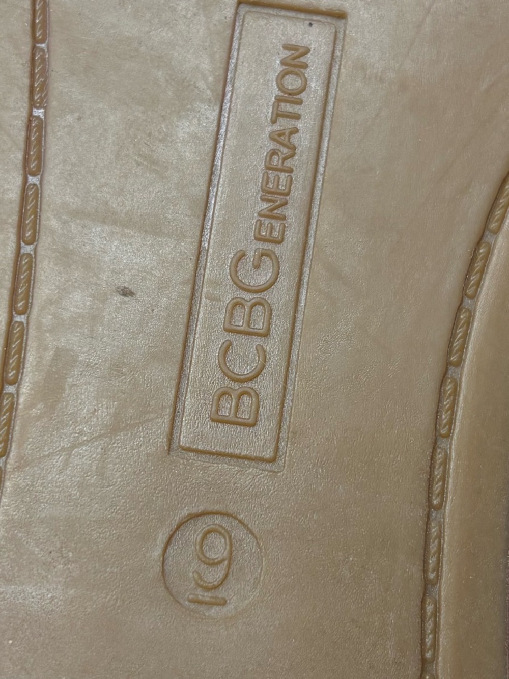 BCBGeneration Pink Quilted Slide Sandals Women’s Size 9 - Picture 12 of 13